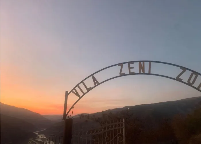 Zeni Zoto, Private Featuring Panoramic Views From Terrace And Balcony 3* Zhaban