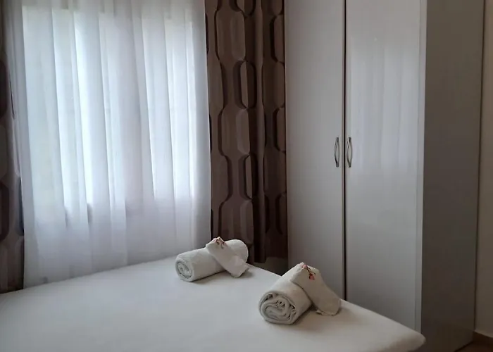 Zeni Zoto, Private Featuring Panoramic Views From Terrace And Balcony 招待所 3*