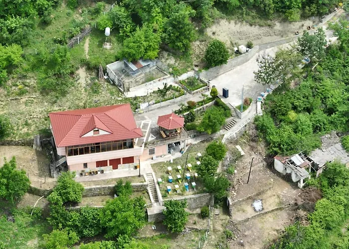 Zeni Zoto, Private Featuring Panoramic Views From Terrace And Balcony Zhaban